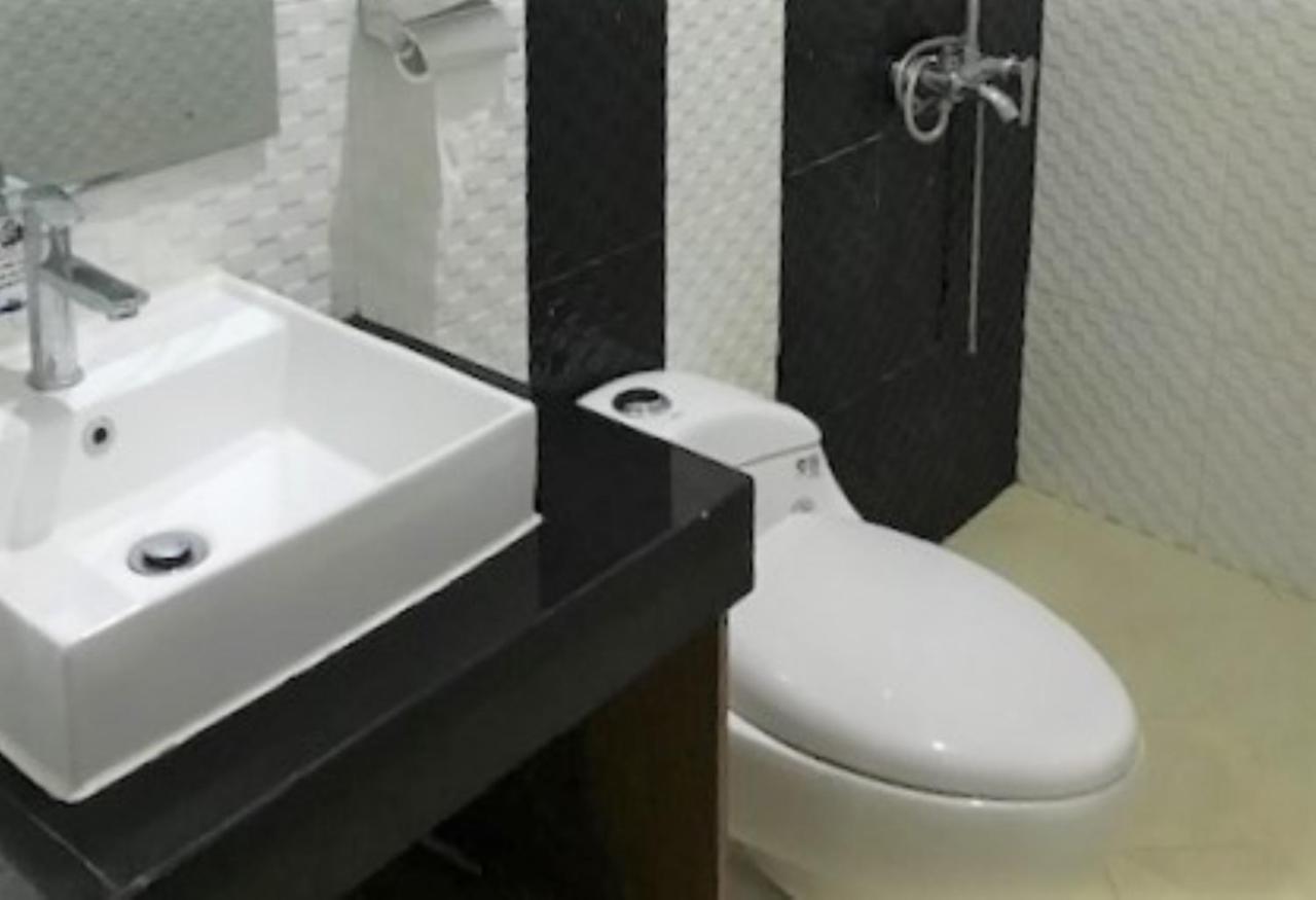 Hotel Segiri 三马林达 外观 照片